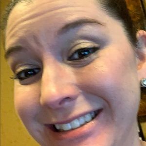 Meet your Posher, Jaclyn